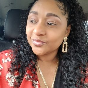 Meet your Posher, Sunshine